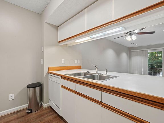 5th image of 1863 Ridgebury Dr #45D