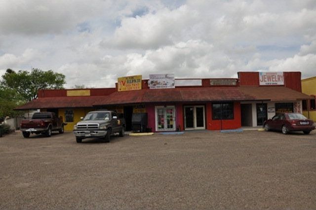 1st image of 317 S Alton Blvd