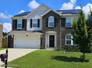 8605 Loyal Dr, Louisville, KY 40229