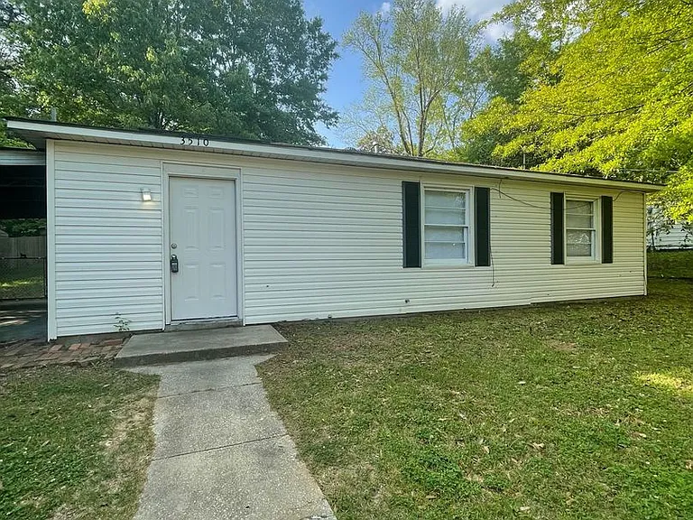 3510 Dundale Rd — Photo 1