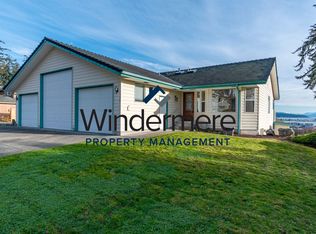 1398 SW Fairhaven Dr, Oak Harbor, WA 98277