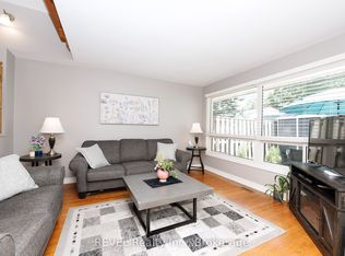 5 Woodlawn Dr #104, Grimsby, ON L3M3T6