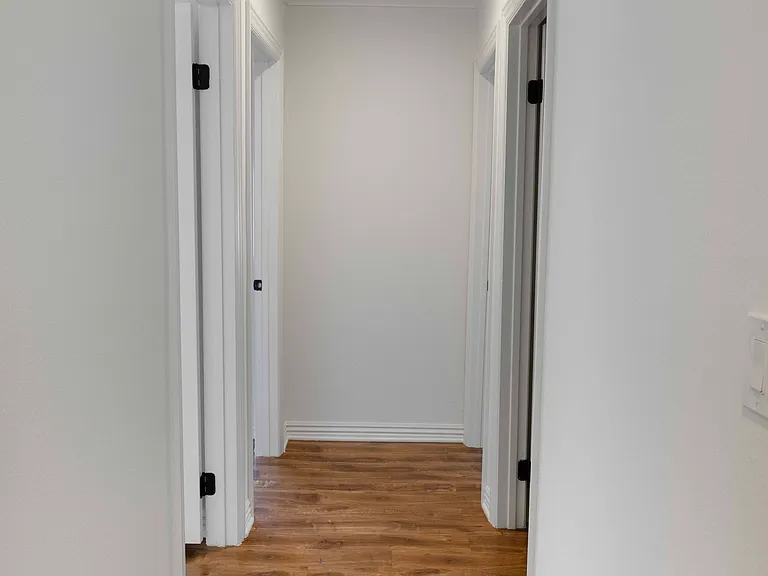 908 W Foothill Blvd #C — Photo 8