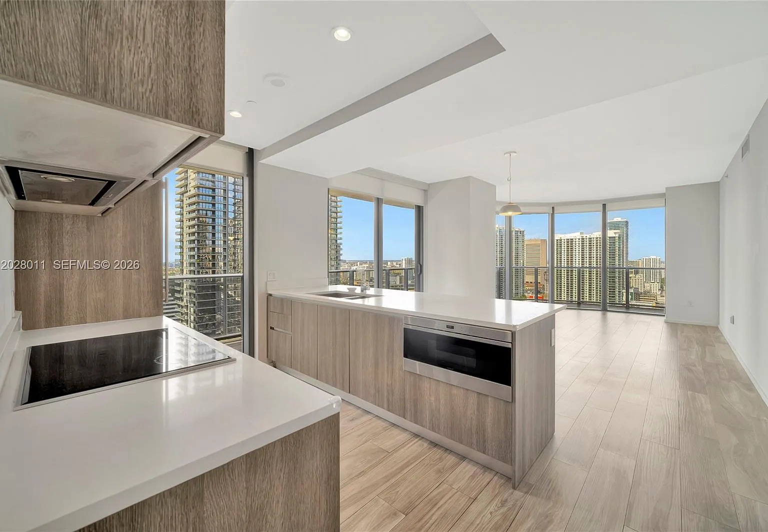 801 Sma Residences Condo — Photo 3
