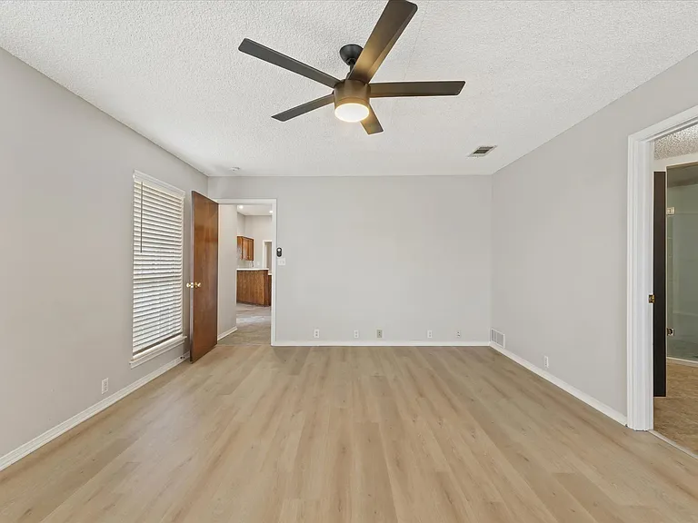 1613 Bozman Rd — Photo 2