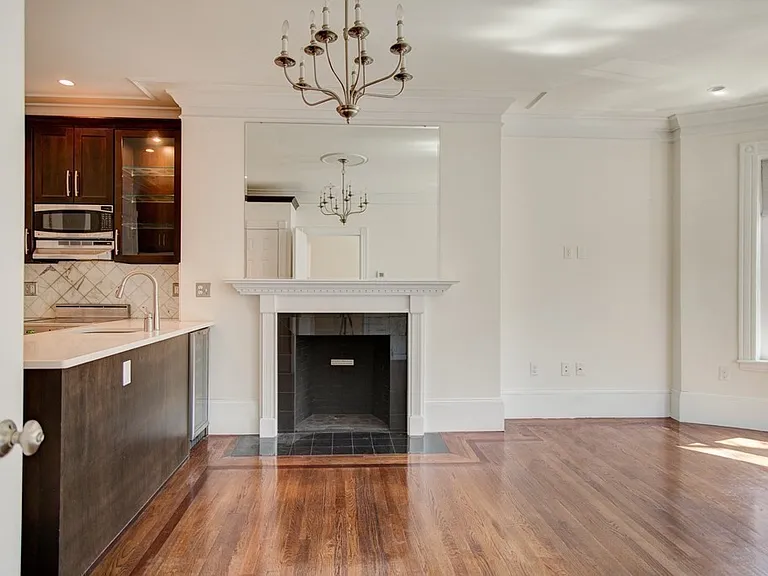 395 Marlborough St #7 — Photo 4