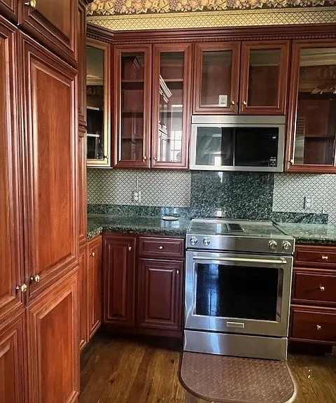737 Dauphine St #737 — Photo 10