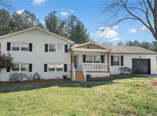 2395 Old Cedarwood Dr NW, Concord, NC 28027