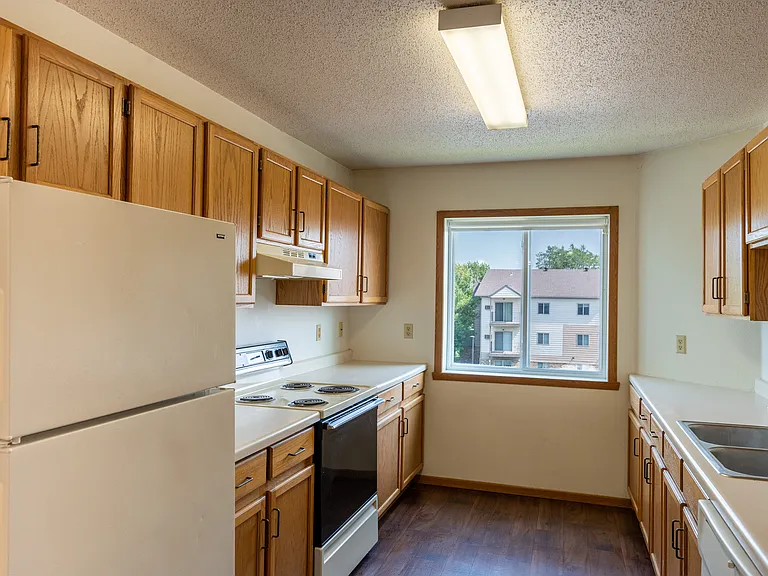 Bayview — Photo 8
