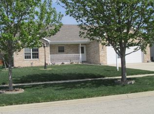716 Clifford Dr, Minooka, IL 60447