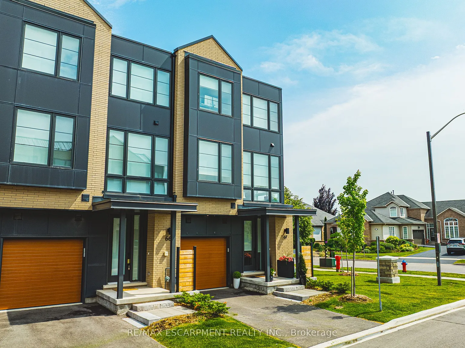 4 bed, $5,650 — Photo 2