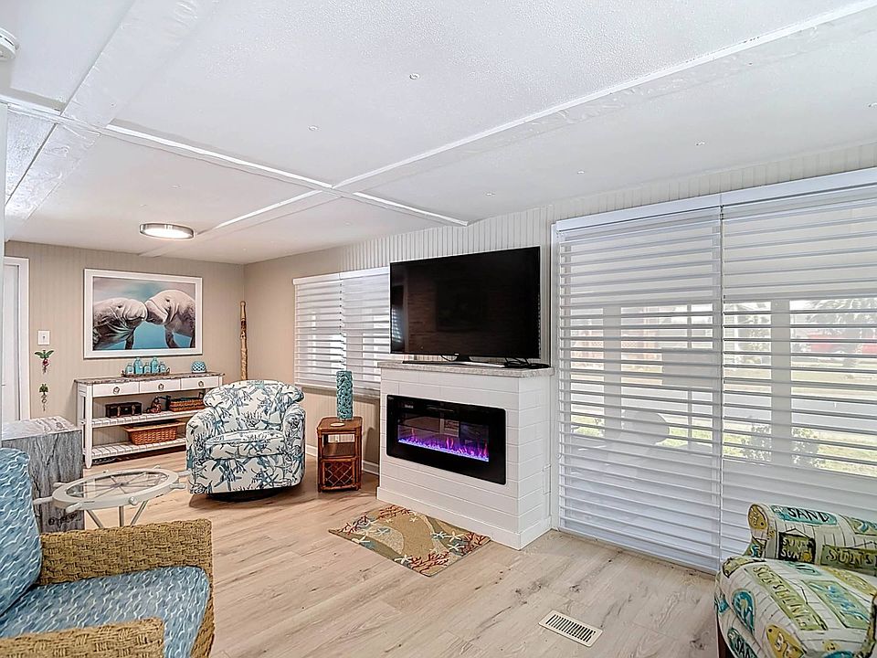 1st image of 7950 Cold Spring Ln