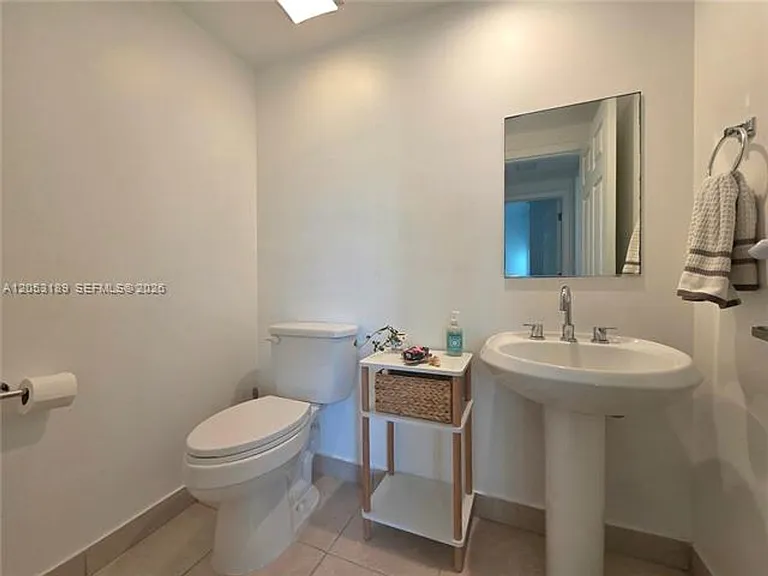 2000 N Bayshore Dr #CU-507 — Photo 18