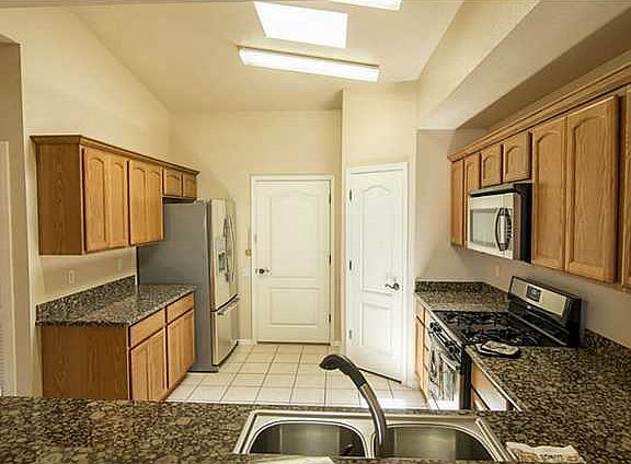 5th image of 6704 Crucero Del Sol Dr