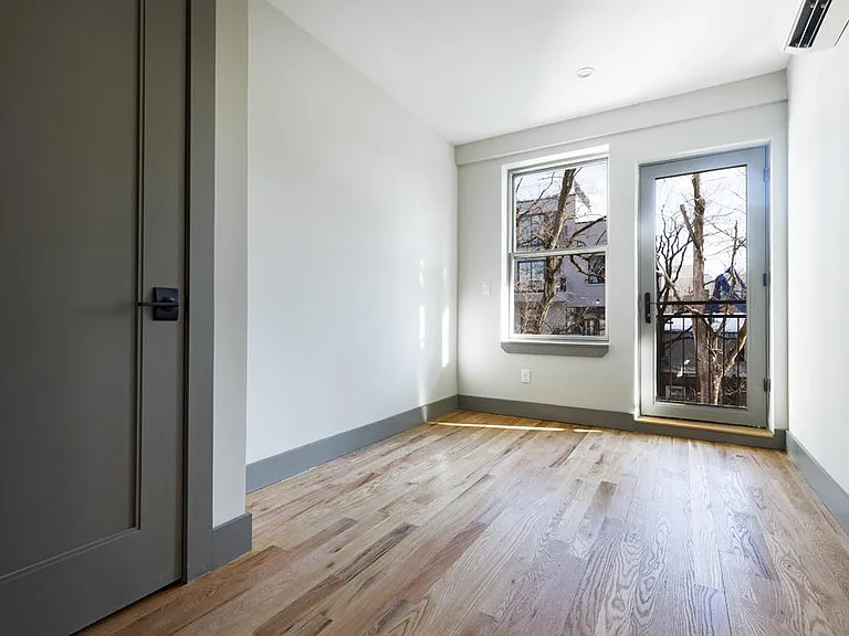 836 Monroe St #3B — Photo 8