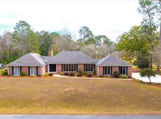 66 Springhill Dr W, Tifton, GA 31793