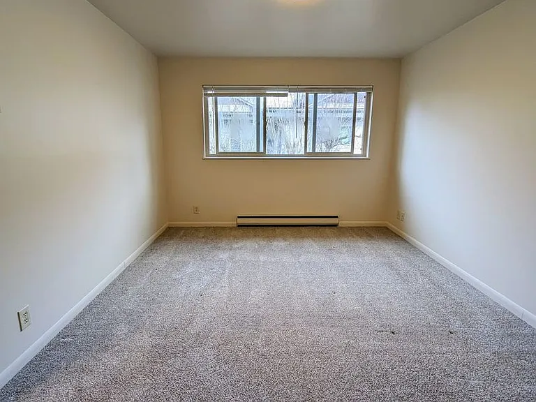 Welcome to Parkwood Apartments! — Photo 16