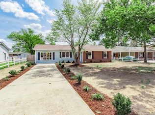 3681 Metric Dr, Hope Mills, NC 28348