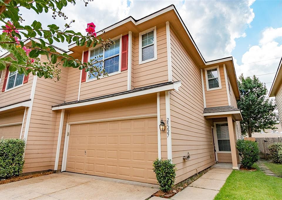 1st image of 25227 Boulder Bend Ln