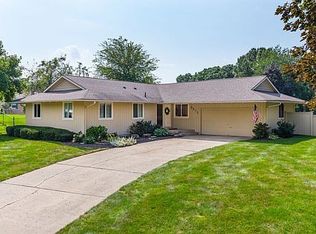 3975 Keeweenaw Dr NE, Grand Rapids, MI