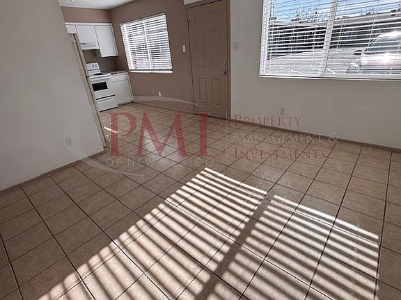 5th image of 2105 S Espina St APT 05