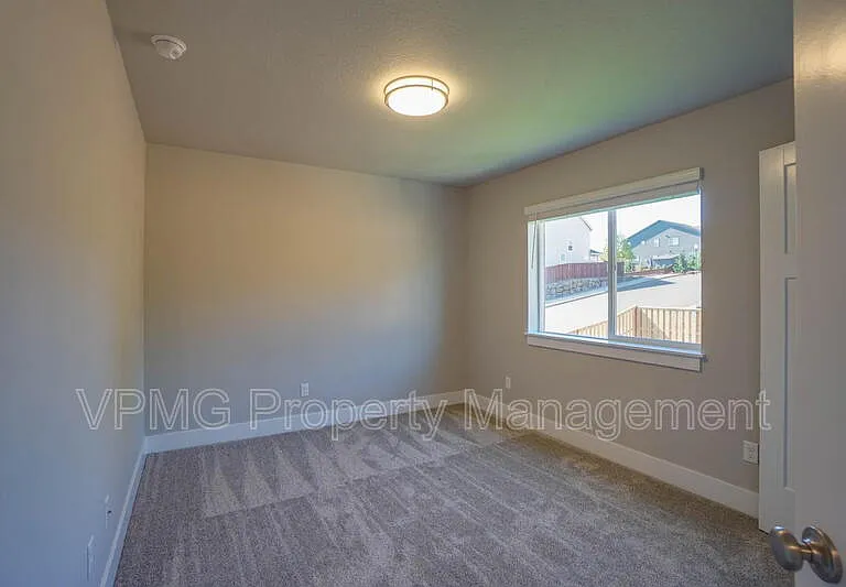 2331 E Otter Loop — Photo 21