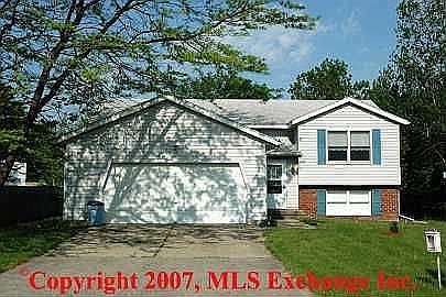 4 bedrooms, 2 full baths