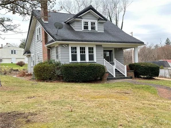 105 E Carlton Rd, Steubenville, OH 43953