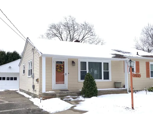 402 Sharpe St, Essexville, MI 48732