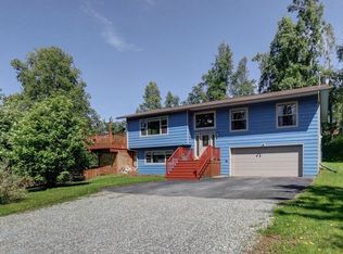 11722 Lugene Ln, Eagle River, AK 99577