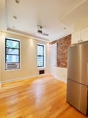 Rented by Nest Seekers International | media 10