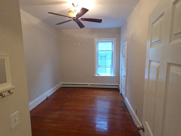 29 Brighton St #1 — Photo 4