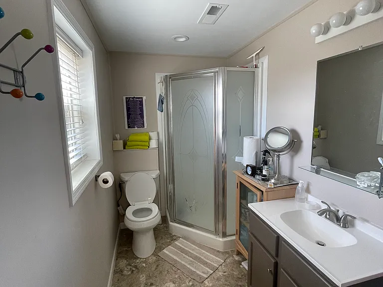 Master bathroom.