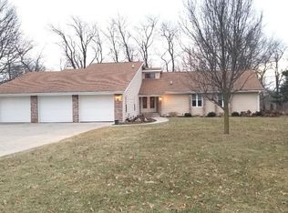 1466 E Glacier Bnd, La Porte, IN 46350