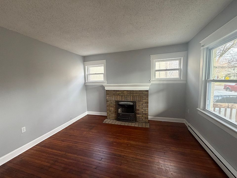 1st image of 99 3rd Ave #1