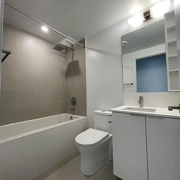 8 Wellesley St W #606 — Photo 8