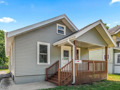 541 N May St, Aurora, IL, 60506