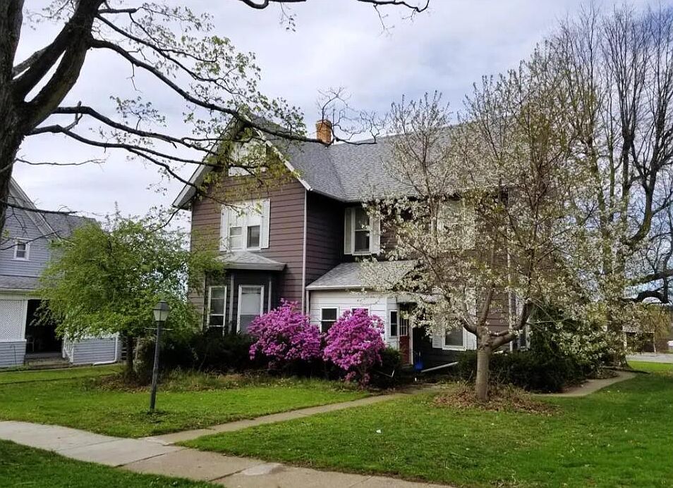 1st image of 339 Liberty St