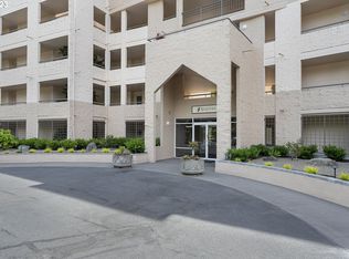 6605 W Burnside Rd UNIT 110, Portland, OR 97210