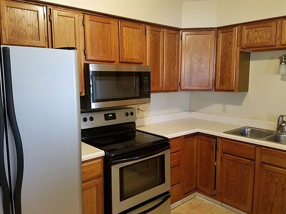 5th image of 3304 Abbey Cir