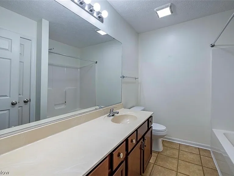 28089 Pembrooke Blvd — Photo 12