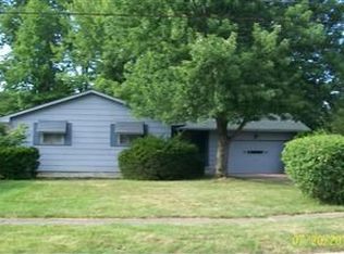 1320 Parkway Dr, Lorain, OH 44053