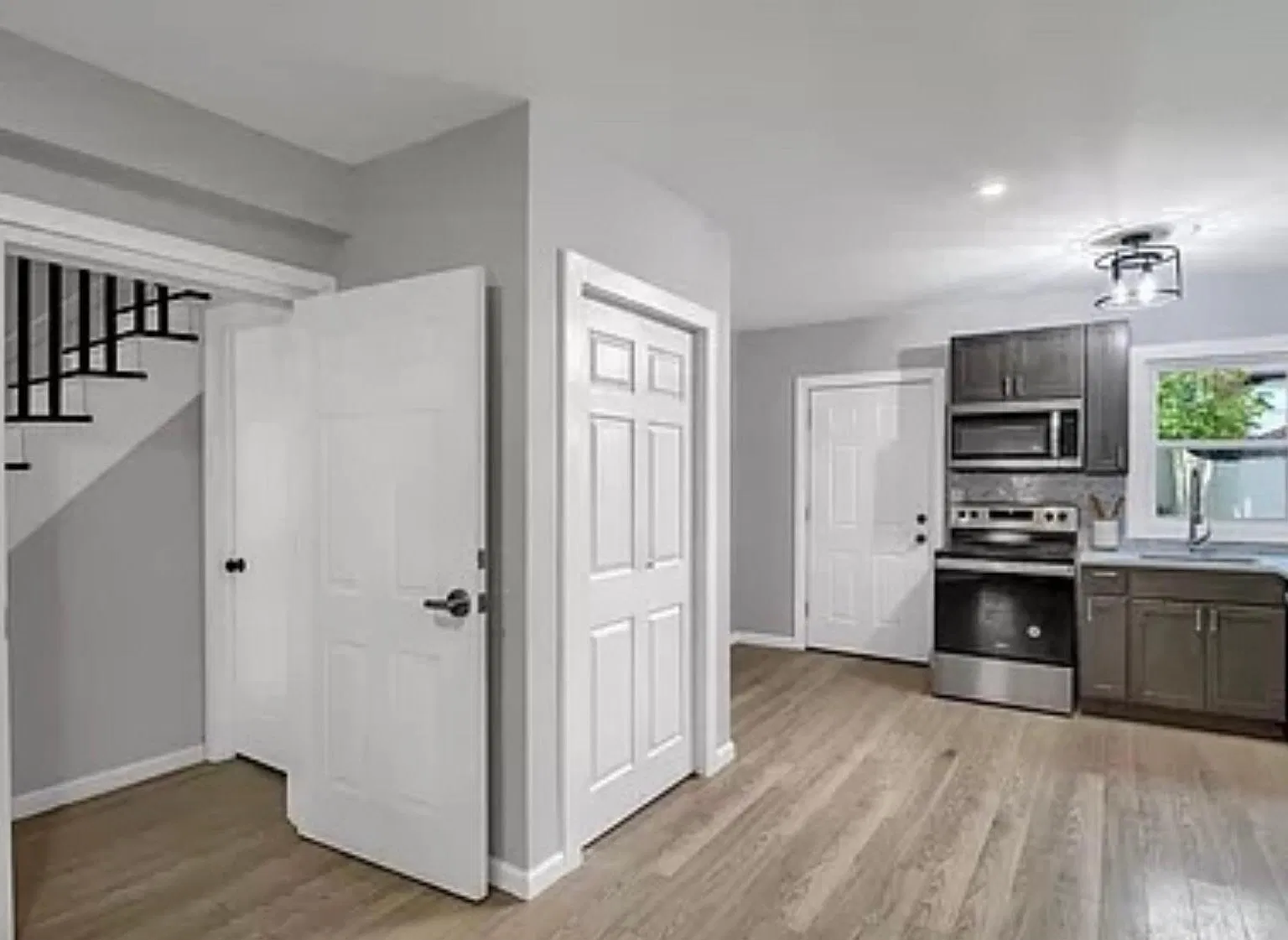 1 bed, 550 sqft, $1,650 — Photo 4