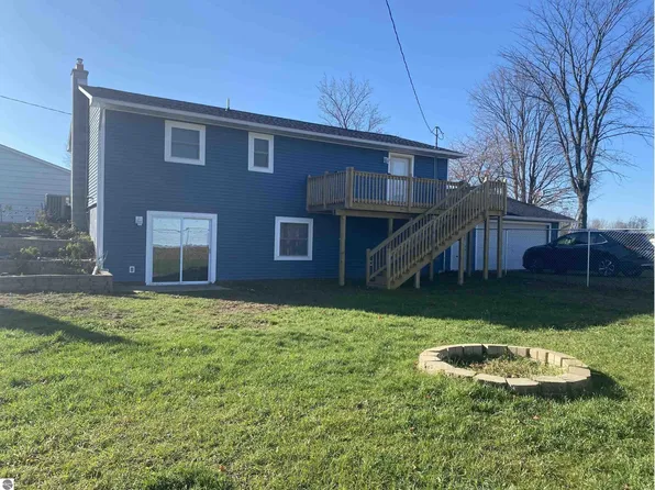 134 Brigham St, Buckley, MI 49620