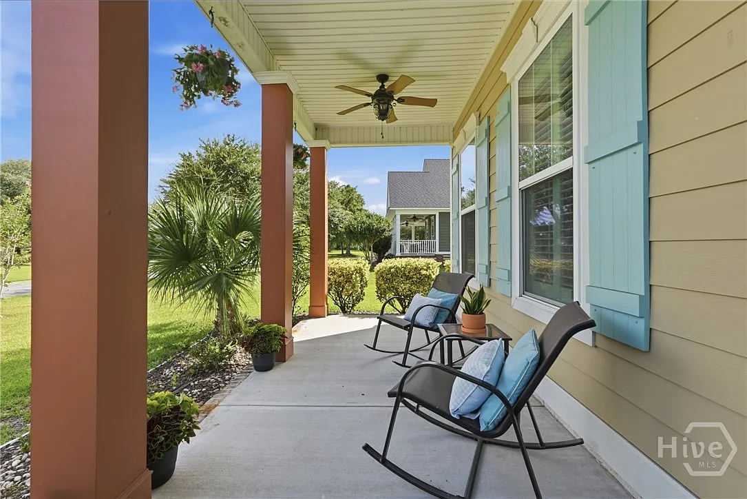 4 bed, 3.0 bath, 2578 sqft, $3,400 — Photo 4