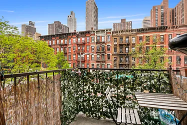 Rented by Triplemint