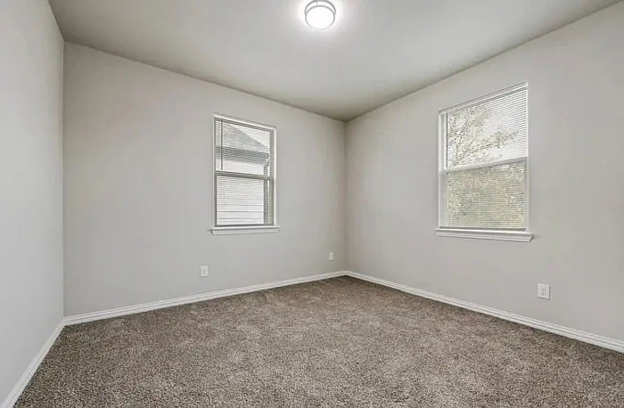 5612 Black Pine Cir — Photo 8