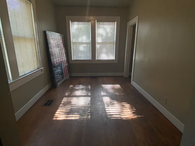 2714 Whitis Ave #A — Photo 37