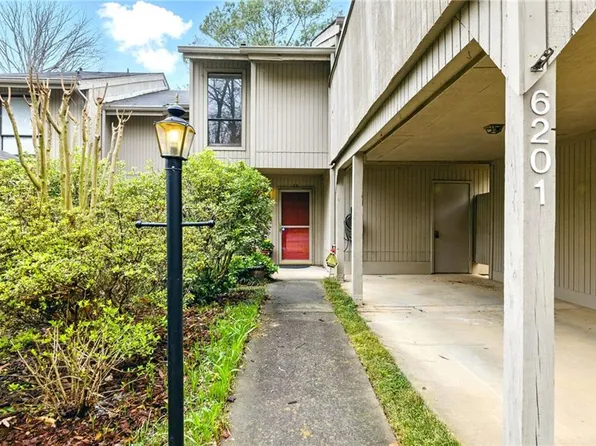 6201 Willow Run Rd, Peachtree Corners, GA 30092