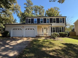 2216 Heathrowe Pl, Raleigh, NC 27609